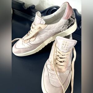 MIZ MOOZ Nylon and Leather Stylish Pink Women's Sneakers Size 8.5